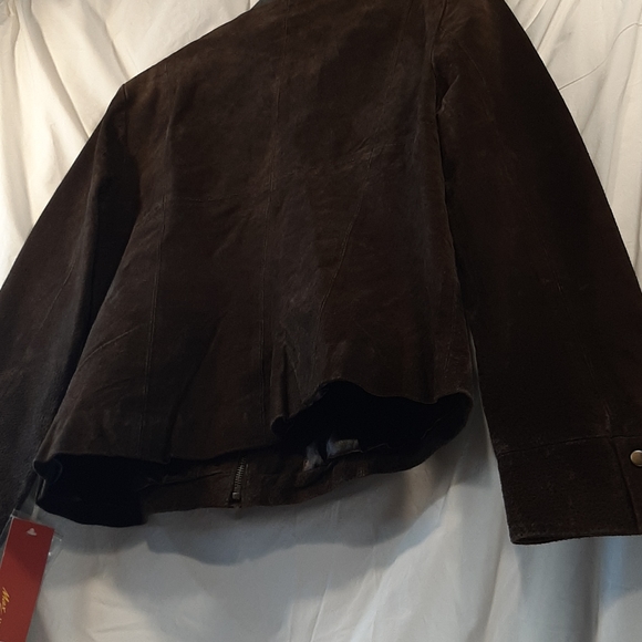 Jacket - Picture 3 of 7